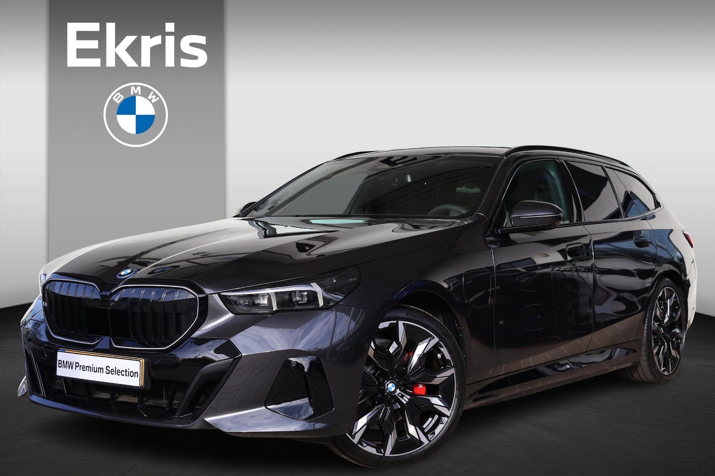 BMW 5-serie Touring - 530e | M Sport Package Pro | Equipment Package Pro | Travel Package | Comfort Package - AutoWereld.nl