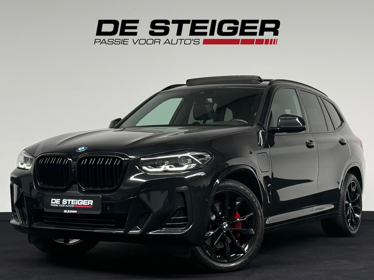 BMW X3 - XDrive30e High Executive M Sport Pano Leder Sfeer - AutoWereld.nl