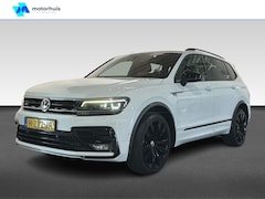 Volkswagen Tiguan Allspace - 1.5 TSI AUTOMAAT 150PK R-LINE PANO BLACK PACK VIRTUAL WINTERPACK