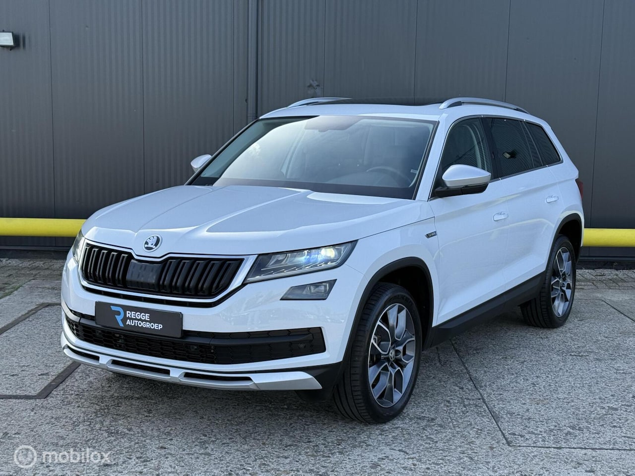 Skoda Kodiaq - 1.5 TSI 4x4 Scout 7p. AUTOMAAT|PANO|BOMVOL - AutoWereld.nl