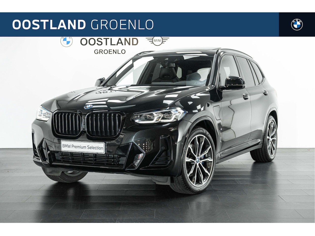 BMW X3 - xDrive30e High Executive Automaat / Panoramadak / M-Sportstoelen / Comfort Access / Head-U - AutoWereld.nl