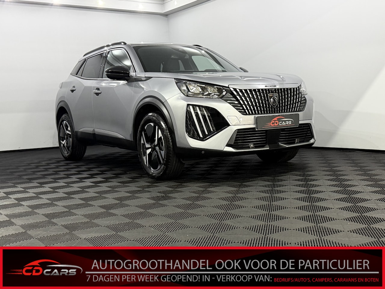 Peugeot 2008 - 1.2 Hybrid 145 Allure Half leder, Apple carplay, Parkeersensoren, Keyless start, Navi, Cru - AutoWereld.nl
