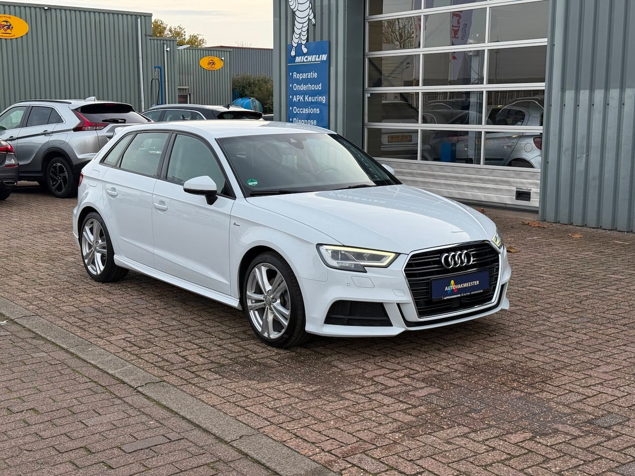 Audi A3 Sportback - 35 TFSI S-LINE | Stoel/Stuurwielverwarming | Adaptieve Cruise Control |LED - AutoWereld.nl