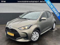 Toyota Yaris - 1.5 Hybrid Active NL-auto Apple CarPlay/Android Auto Navigatie, Achteruitrijcamera, Adapti