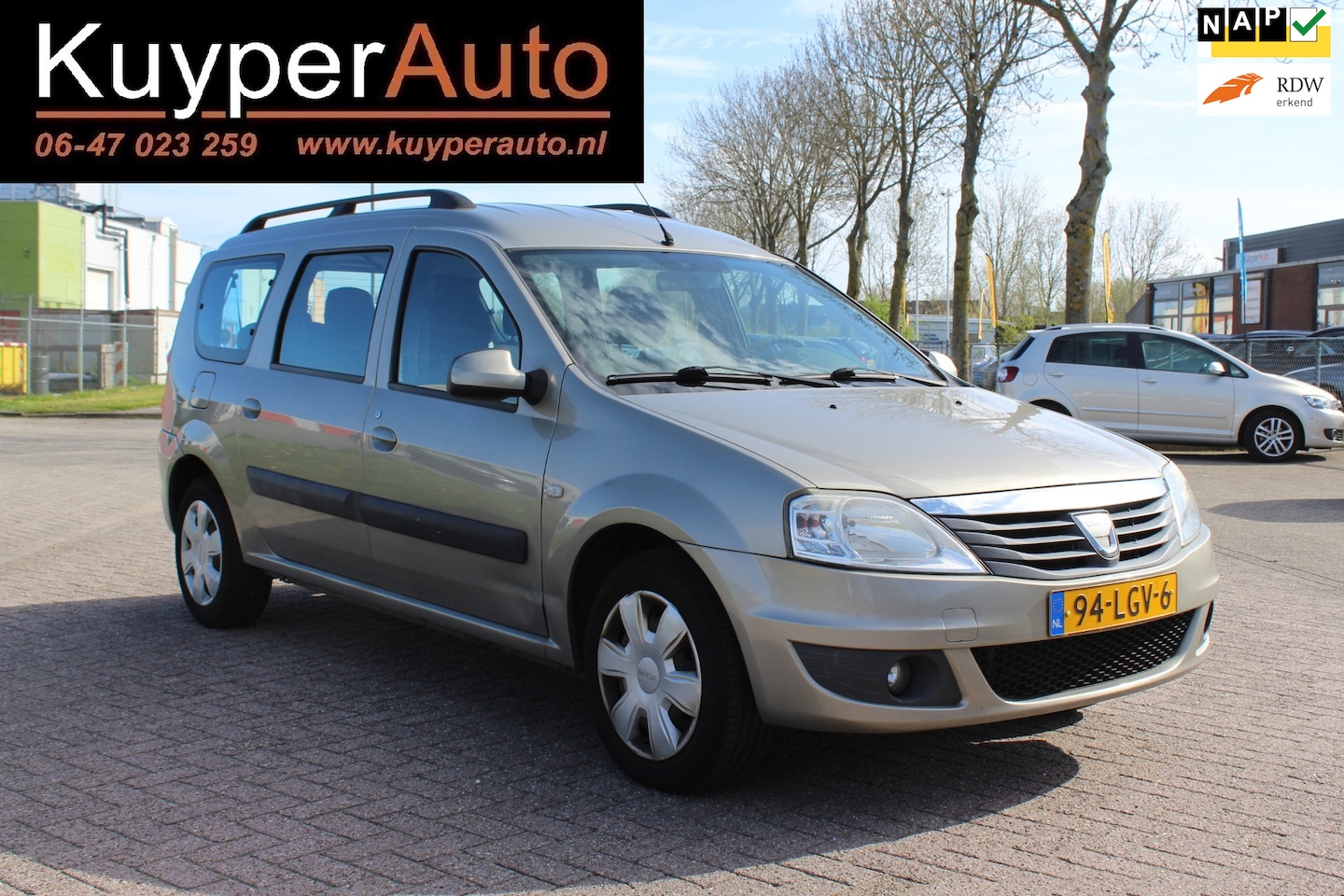 Dacia Logan MCV - 1.6-16V Lauréate 7p. ) 1e eig...airco isofix - AutoWereld.nl