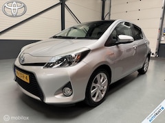 Toyota Yaris - 1.5 Full Hybrid Dynamic Pano|1e Eig|NL-auto