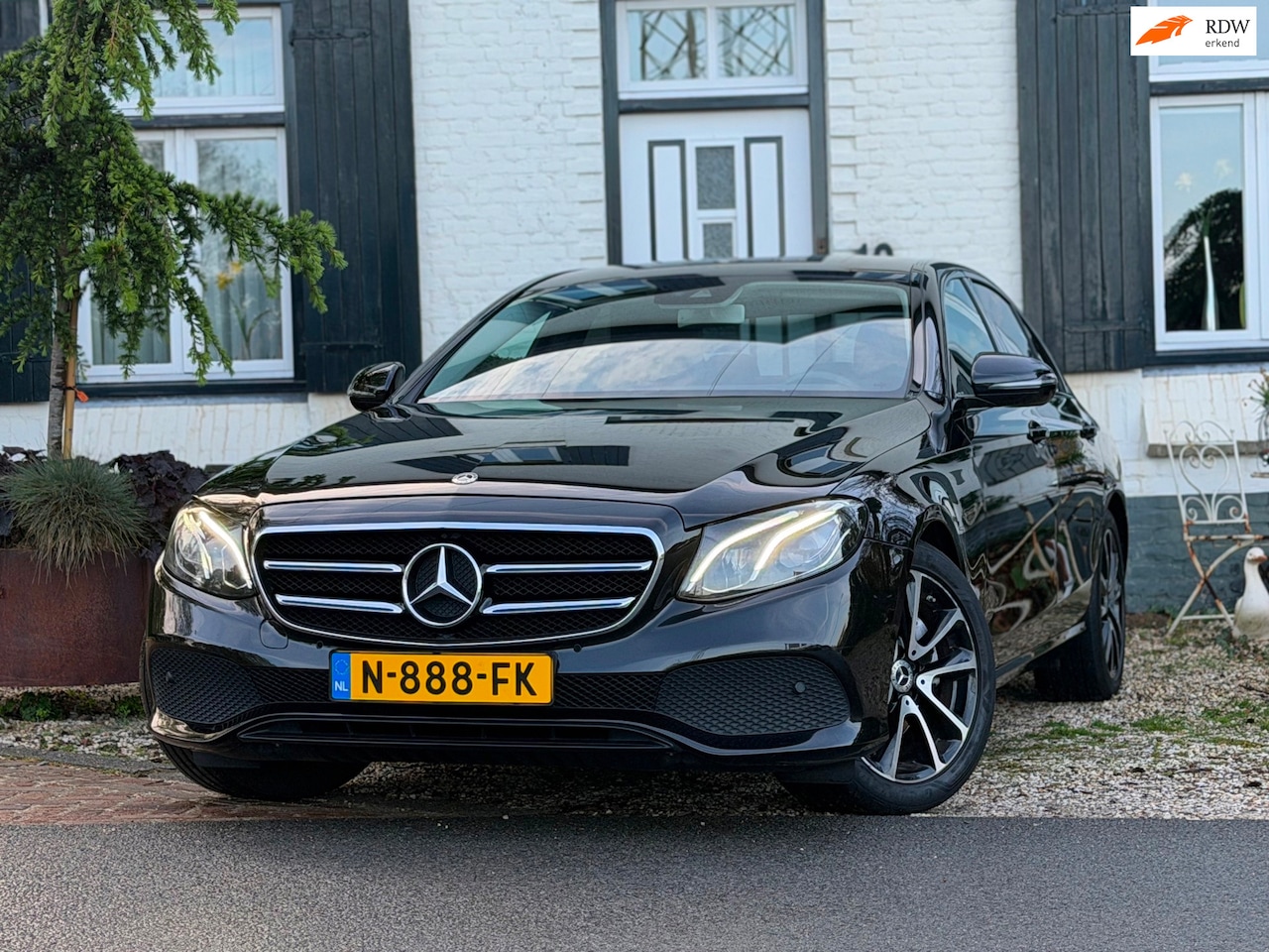 Mercedes-Benz E-klasse - 200 Premium Plus|Widescreen|Sfeerverlichting| - AutoWereld.nl