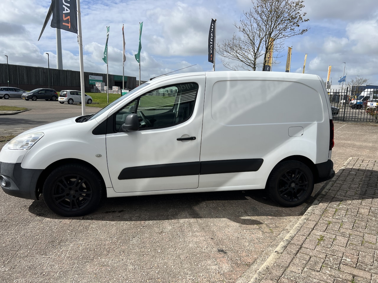 Peugeot Partner - 120 1.6 HDI 3 Pers. /Airco - AutoWereld.nl