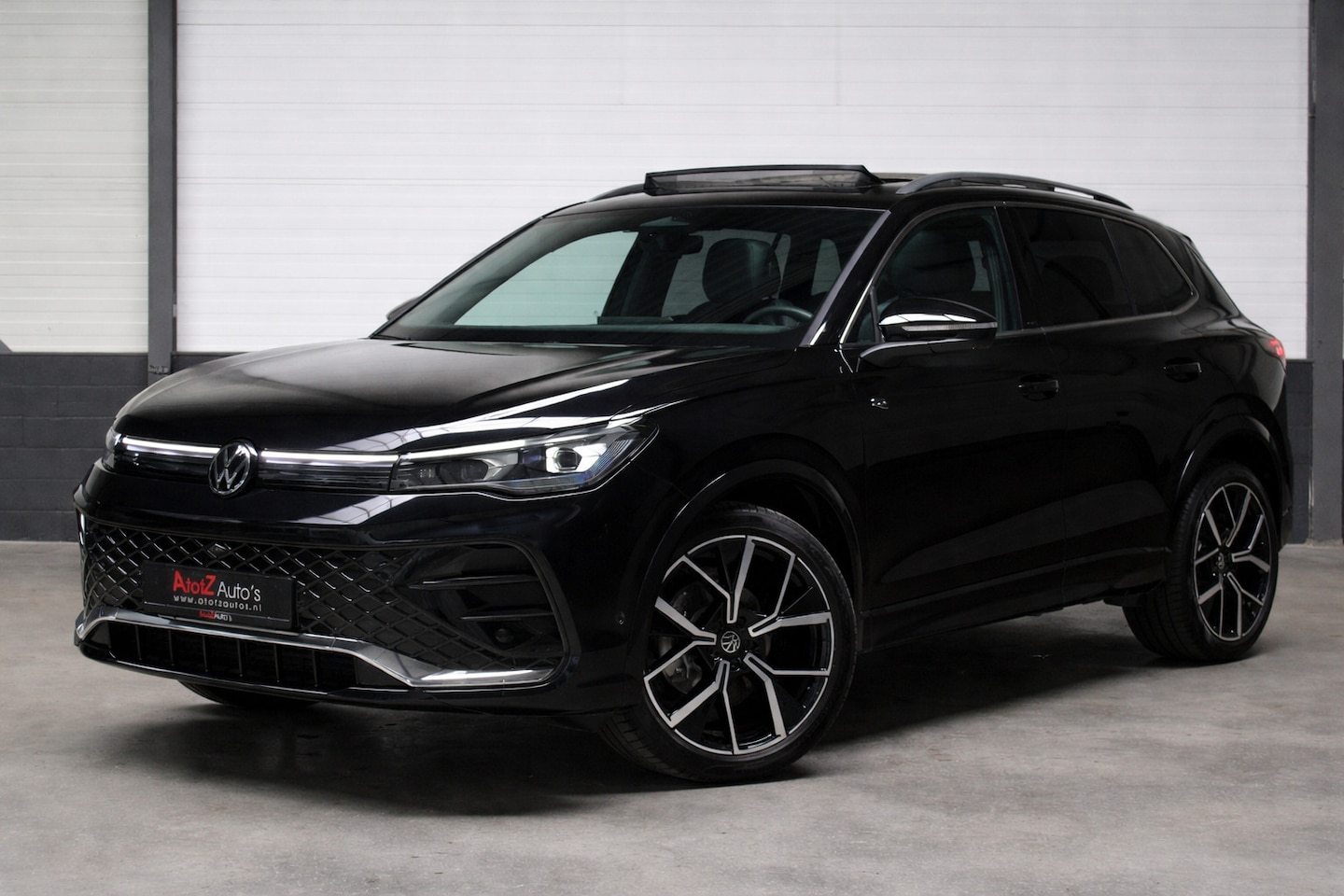 Volkswagen Tiguan - 1.5 eTSI R-Line Business 1.5 eTSI R-Line Business - AutoWereld.nl