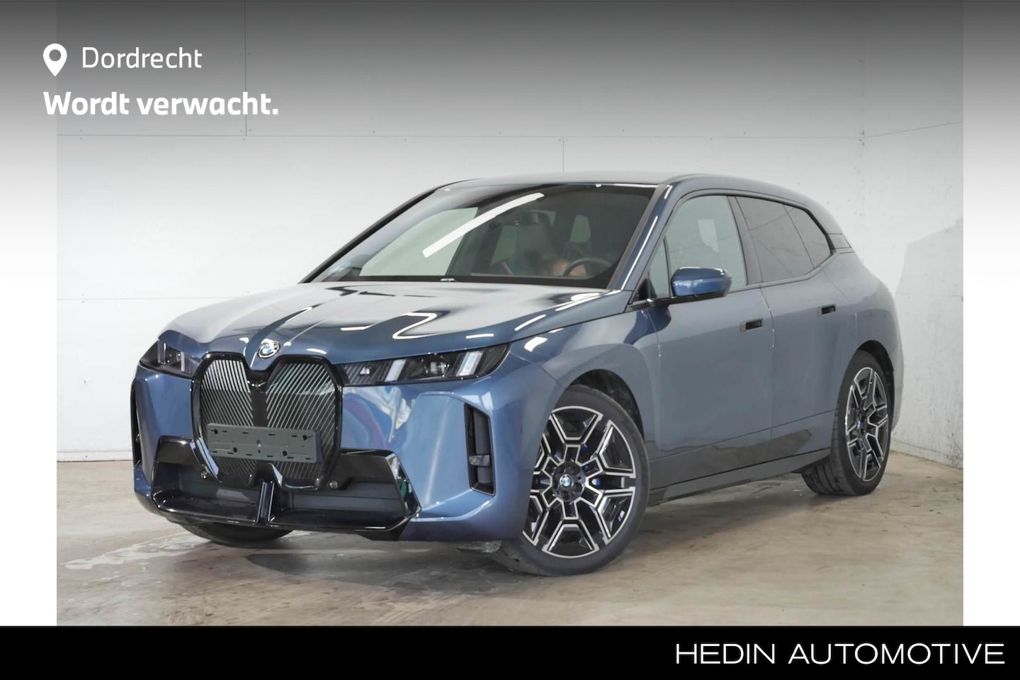 BMW iX - xDrive45 101 kWh M-Sport | 22" | Driving Assistant Professional | trekhaak | Harman Kardon - AutoWereld.nl