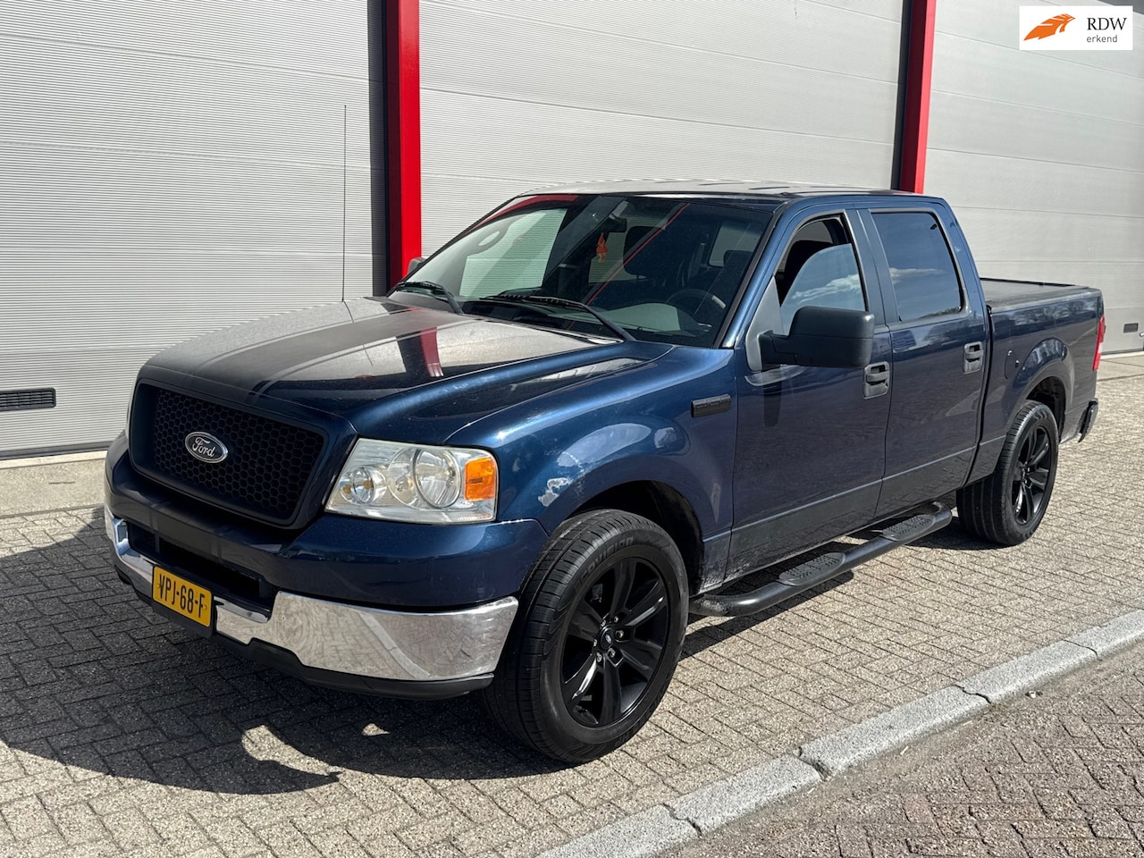 FORD F150 XLT 4X2 TRITON