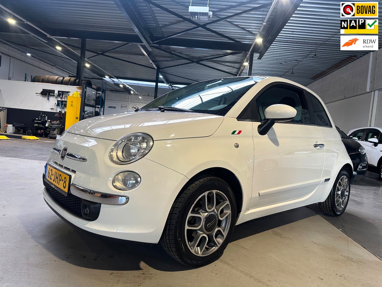 Fiat 500 - 1.2 Sport/Airco/Apk nieuw bij aflevering - AutoWereld.nl
