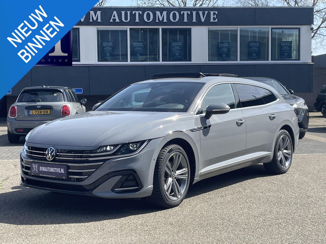 Volkswagen Arteon Shooting Brake - 1.4 TSI eHybrid R-Line BINNEN + BUITEN PANO| NAPPALEDER SPORTSTOELEN| ELEK. STOEL MET MEMO - AutoWereld.nl