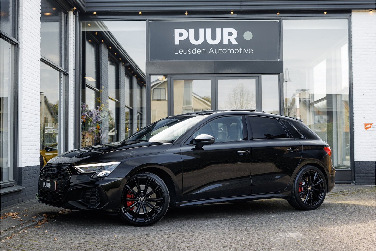 Audi S3 - 2.0 TFSI Sportback Quattro Origineel NL - Pano - B&O - AutoWereld.nl