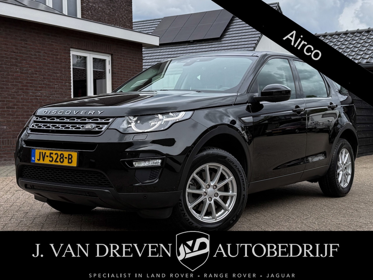 Land Rover Discovery Sport - 2.0 Si4 4WD Urban Series Pure - Navi, Airco, Cruise, Automaat, 74DKM, Goed onderhouden! - AutoWereld.nl