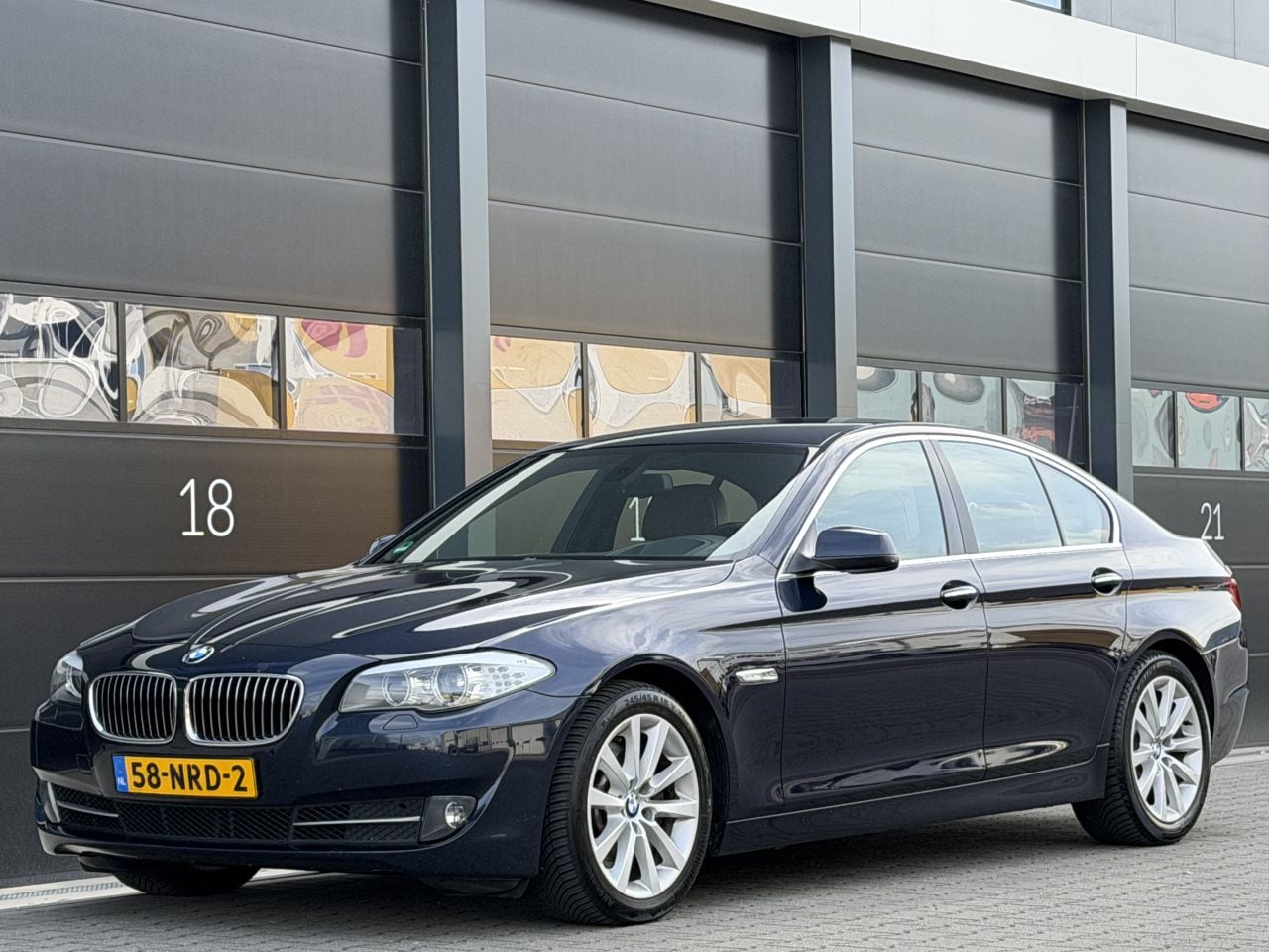 BMW 5-serie - 525d Hade-Up Camera Leer - AutoWereld.nl