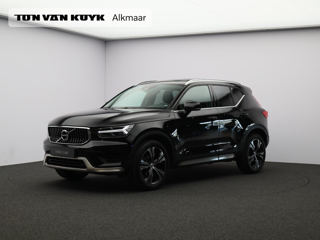 Volvo XC40 - 1.5 T3 Inscription / Panoramadak / Lederen Bekleding / Stoelverwarming / Carplay / Elektri - AutoWereld.nl