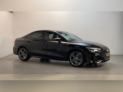 Audi A3 Limousine - 30 TFSI S Edition S-Line LED Leder-Stof Navigatie Parkeersensoren