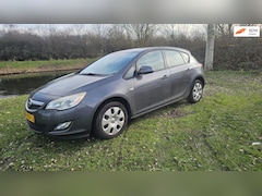 Opel Astra - 1.4 Turbo Edition
