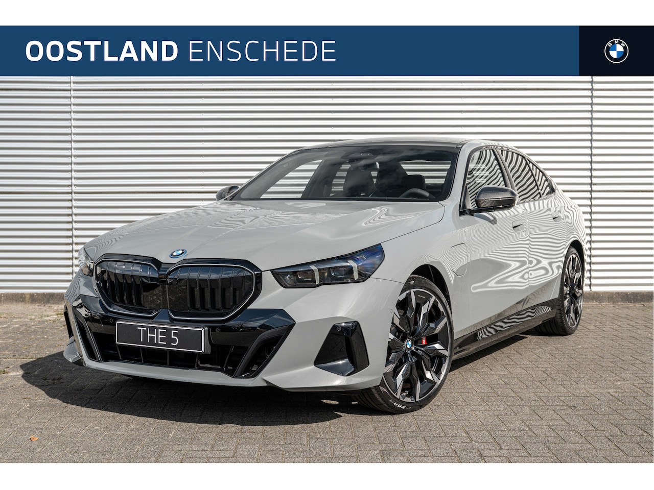 BMW 5-serie - 530e M Sport Automaat / Panoramadak / Trekhaak / Adaptief onderstel professional / Bowers - AutoWereld.nl