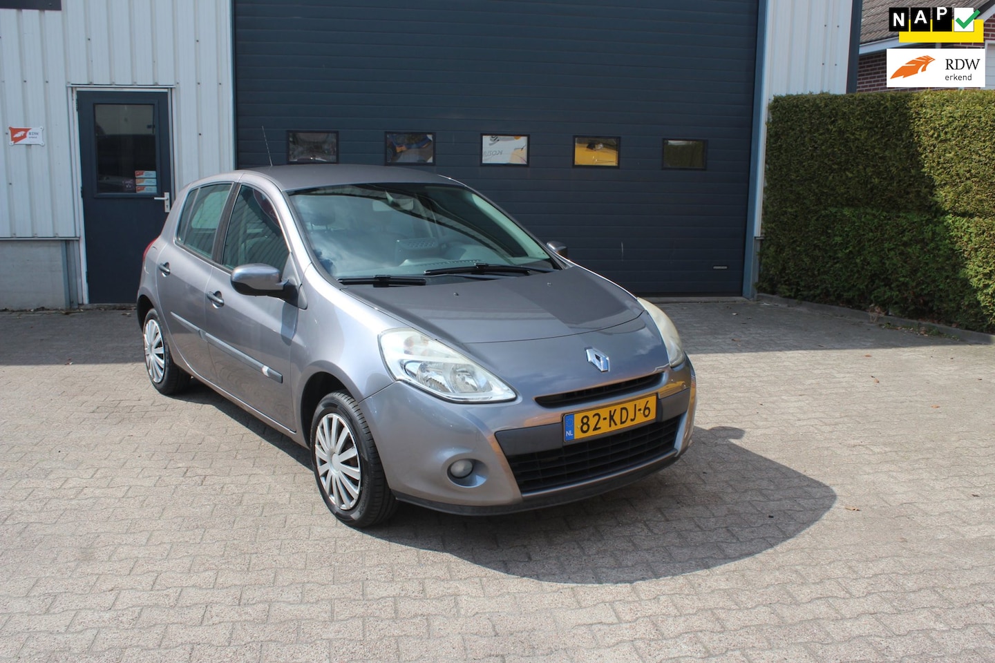 Renault Clio - 1.2 Sélection Business 1.2 Sélection Business nieuwe apk - AutoWereld.nl