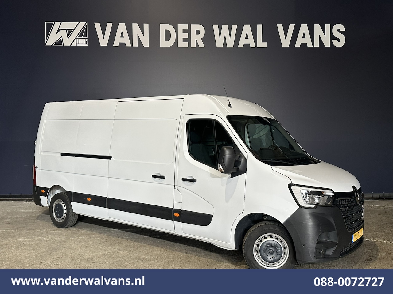 Renault Master - 2.3 dCi 136pk L3H2 Euro6 Airco | Camera | Navigatie | LED | Cruisecontrol | 2500kg Trekhaa - AutoWereld.nl