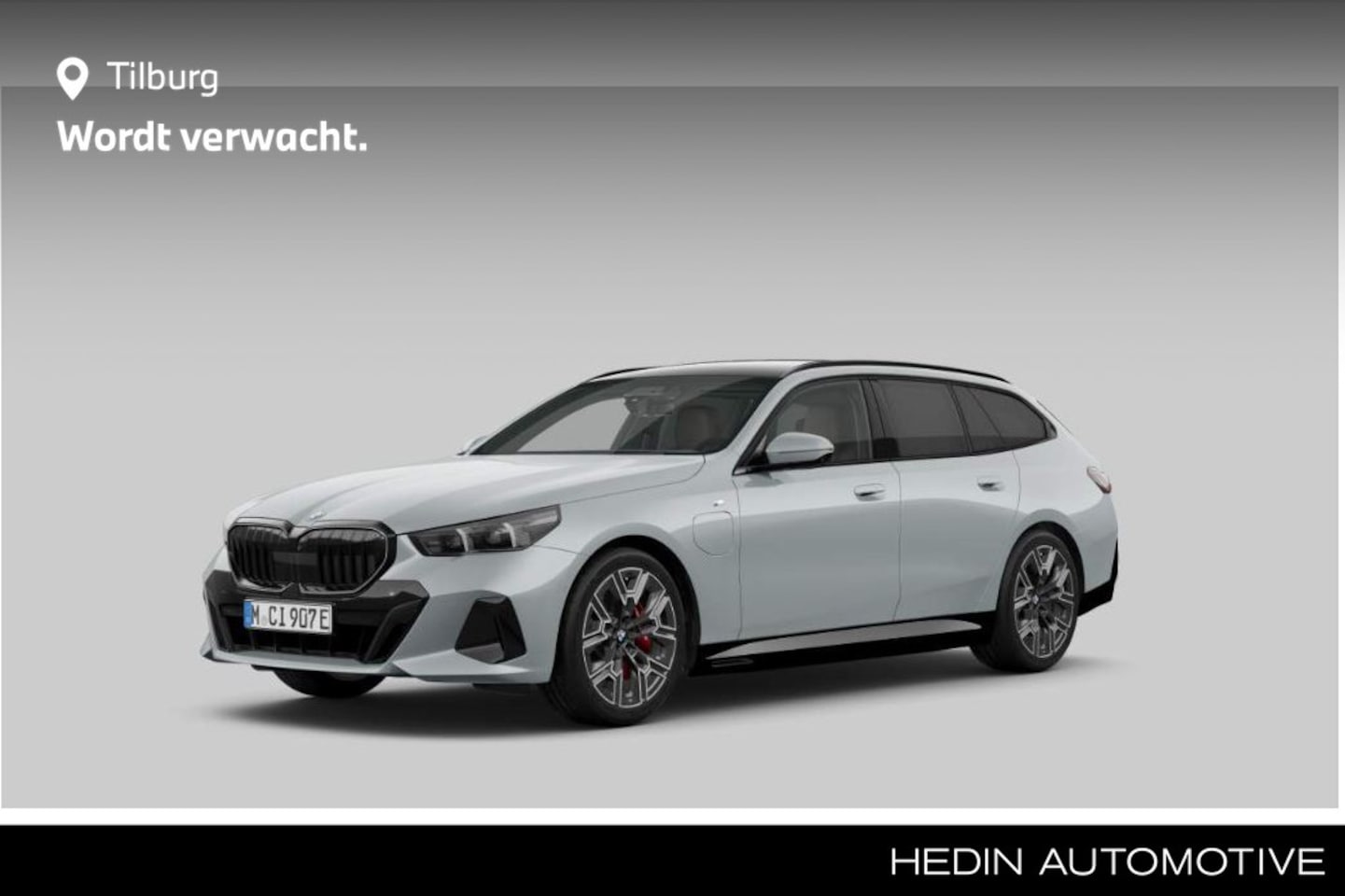 BMW 5-serie Touring - 550e xDrive M Sport Pakket Pro | Bowers & Wilkins Surround Sound System | Driving Assistan - AutoWereld.nl