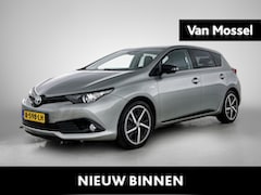 Toyota Auris - 1.8 Hybrid Executive | Navi | Stoel Verwarming | Cam | PDC | Cruise Control | ECC | 17"LMV