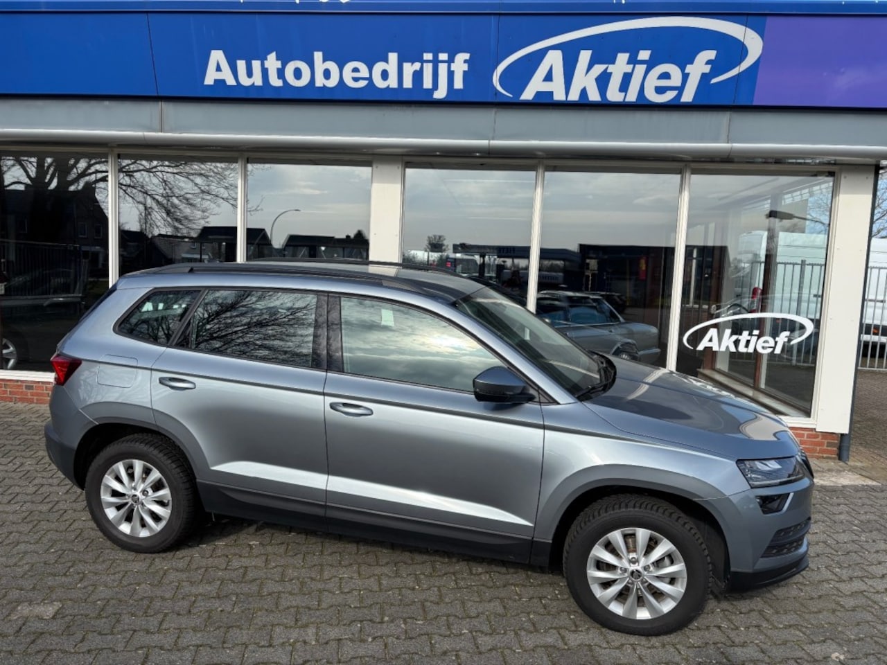 Skoda Karoq - 1.0 TSI Business Edition 1.0 TSI Business Edition - AutoWereld.nl