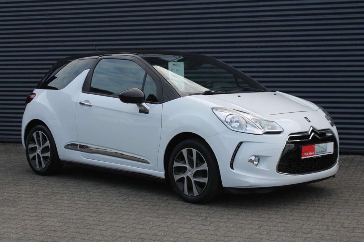 Citroën DS3 - 1.2 VTi So Chic Uitv. NAVIGATIE - 80.000km - AutoWereld.nl
