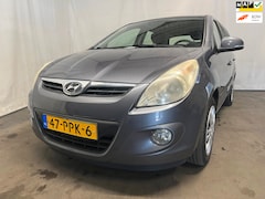 Hyundai i20 - 1.2i i-Motion - Schade