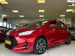 Toyota Yaris - 1.5 Hybrid Dynamic/Camera/NAP/Automaat/Adaptive cruise control/LED/2e Eigenaar