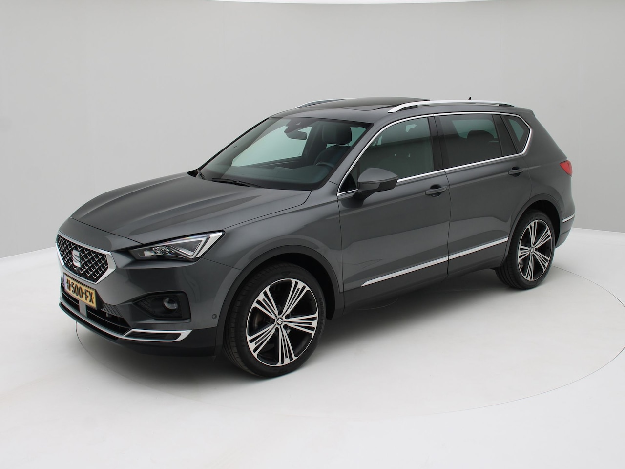 SEAT Tarraco - 1.5 TSI Xcellence Limited Edition Panorama / Trekhaak / Origineel NL - AutoWereld.nl