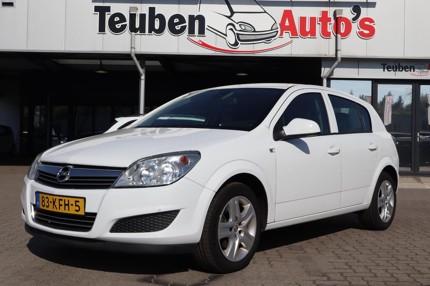 Opel Astra - 1.4 Edition | Parkeersensoren achter | Nette Auto | Airco | Elektrische ramen - AutoWereld.nl