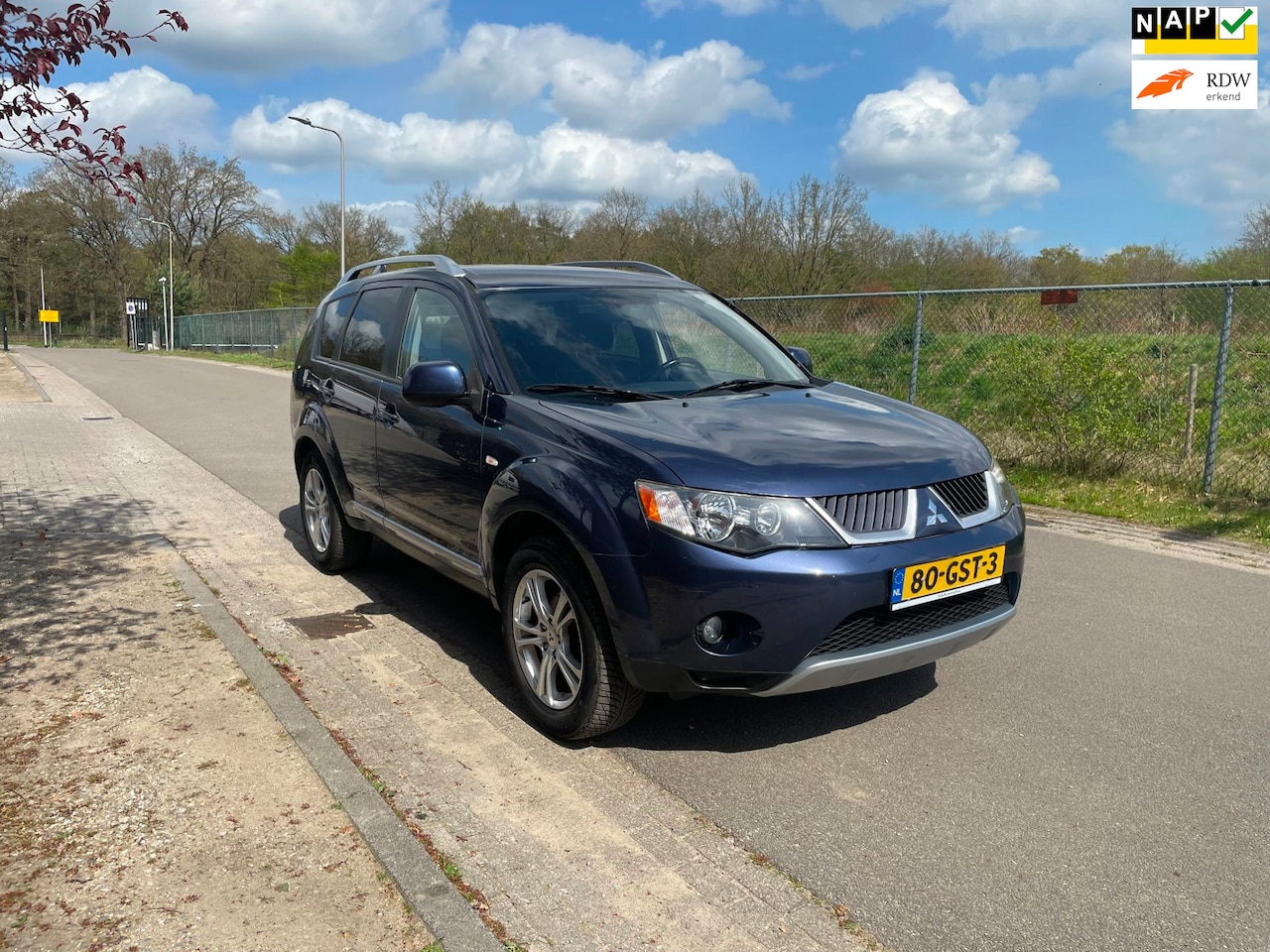 Mitsubishi Outlander - 2.4 Intense+ 7 Persoons [Pockford Fosgate Edition] - AutoWereld.nl