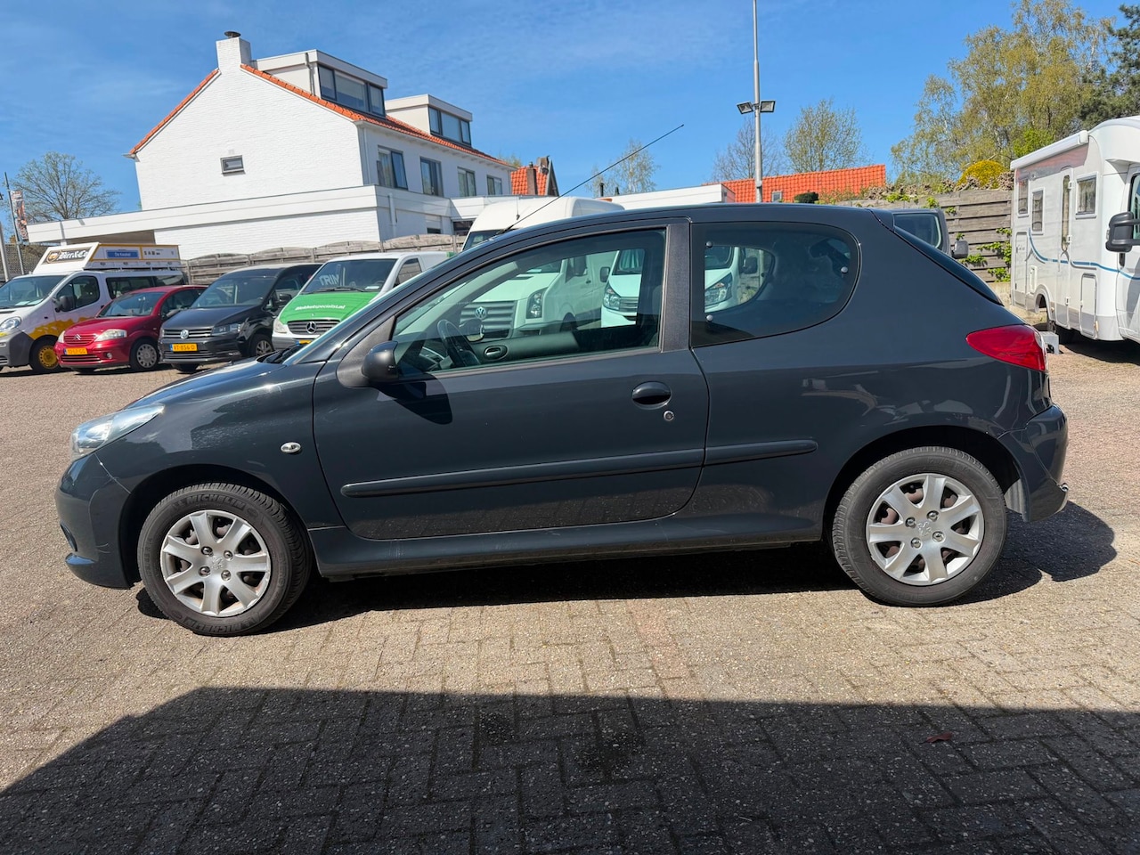 Peugeot 206 - 1.4 XS 1.4XS,55kw/75pk,AIRCO,113117km,11-2010 - AutoWereld.nl