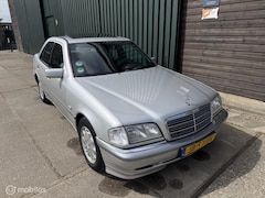 Mercedes-Benz C-klasse - 240 Elegance