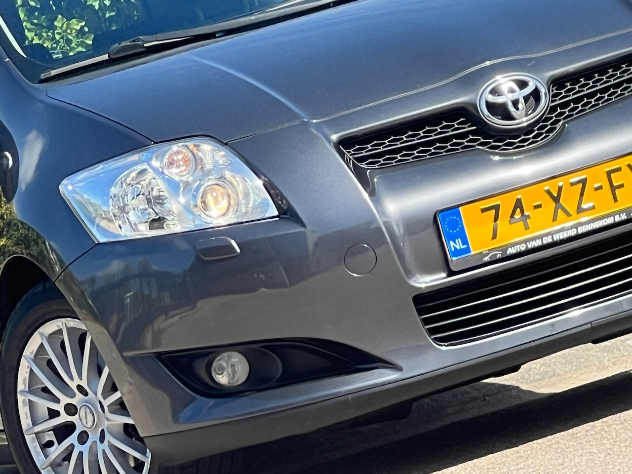Toyota Auris - 1.6-16V Terra - Magnetic Grey - Stoelverwarming/LMV/AC - Keurig - AutoWereld.nl