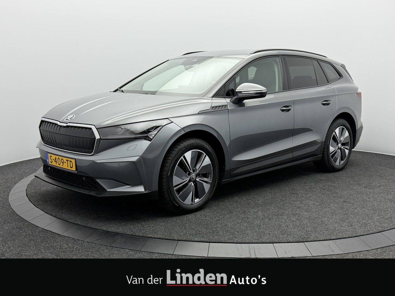 Skoda Enyaq iV - 60 Business Edition Plus SOH 95,9% | Matrix Led | Camera | Stoel/Stuurverwarming | Navigat - AutoWereld.nl