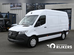 Mercedes-Benz eSprinter - 320 L2H2 Select 81kWh LED, Distronic, Smartphone integratie, Navigatie, Trekhaak
