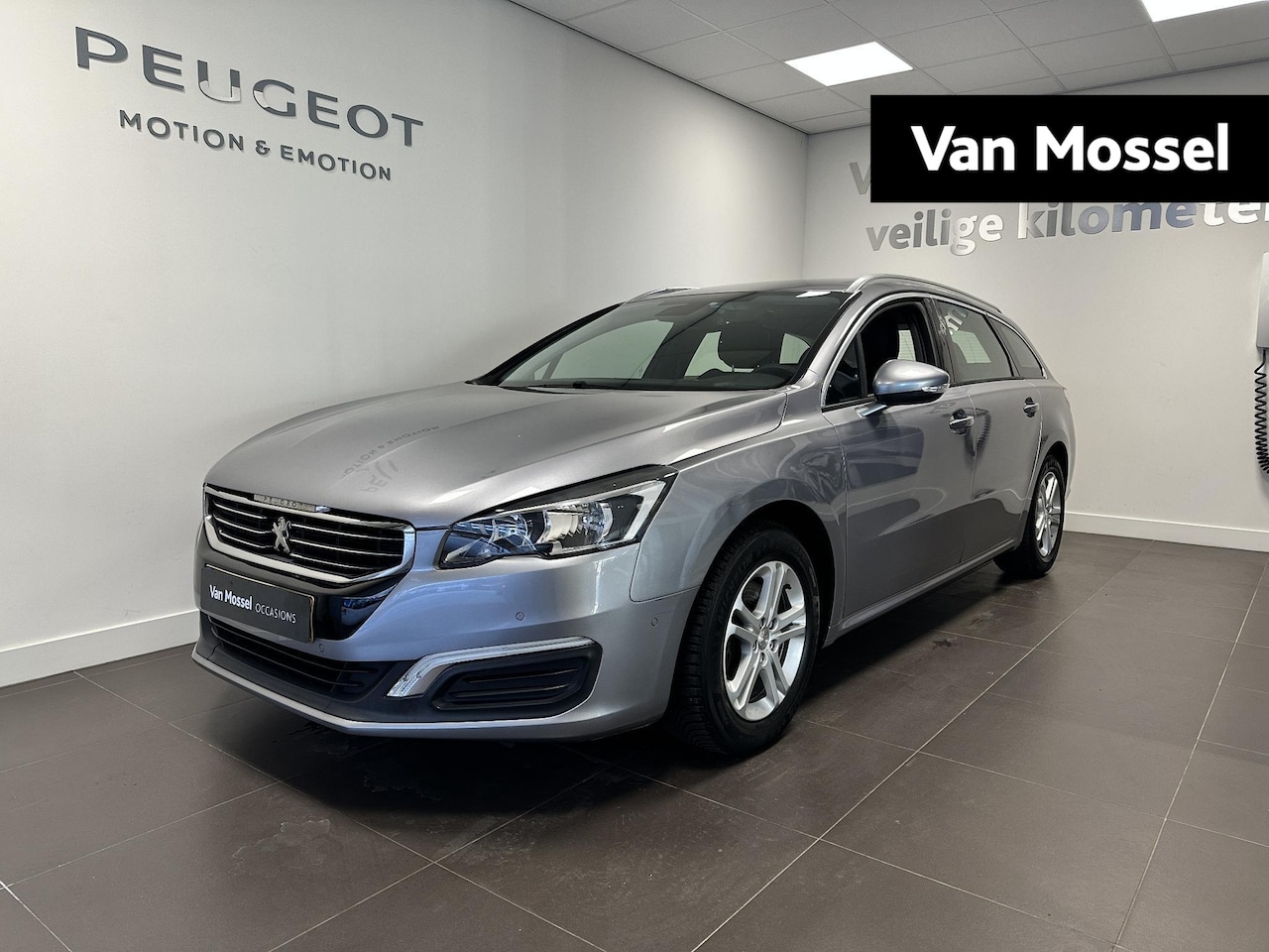 Peugeot 508 SW - 1.6 e-THP Active | Navigatie | Cruise Control | dodehoek detectie | Parkeersensoren | - AutoWereld.nl