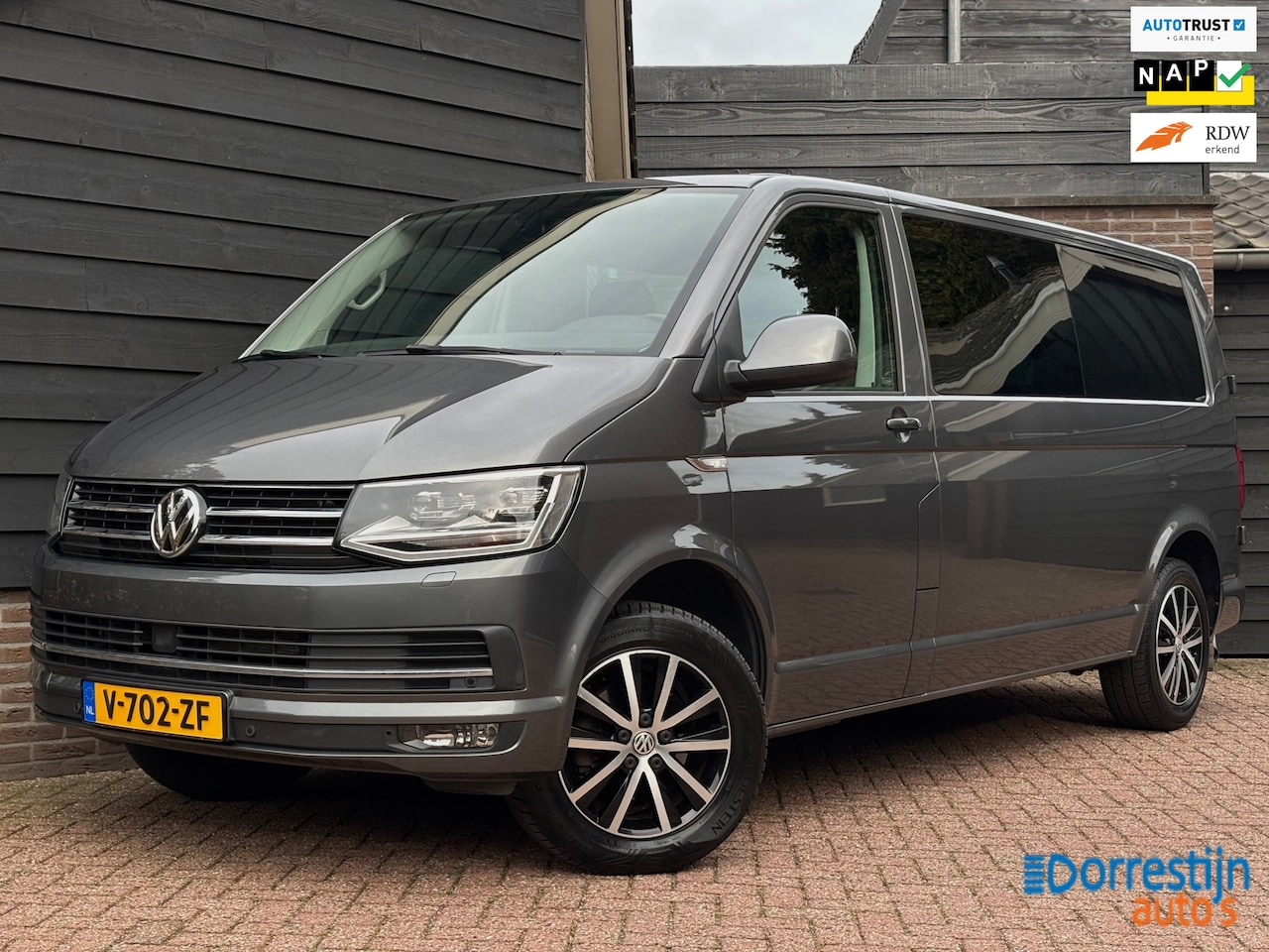 Volkswagen Transporter - 2.0 TDI L2H1 DC Highline | 150pk | Automaat | ACC | CarPlay | Led | PDC - AutoWereld.nl