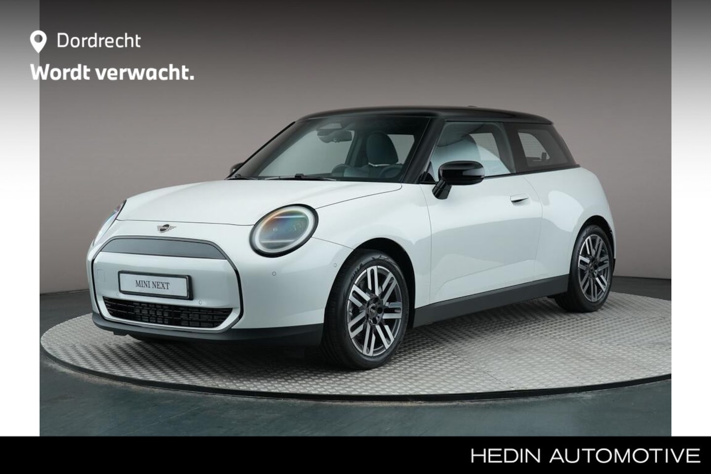 MINI Mini-Electric - Cooper E Classic S 40.7 kWh SEAF Comfort Access | Head-up Display | Stoelverwarming | - AutoWereld.nl