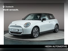 MINI Mini-Electric - Cooper E Classic S 40.7 kWh SEAF Comfort Access | Head-up Display | Stoelverwarming |