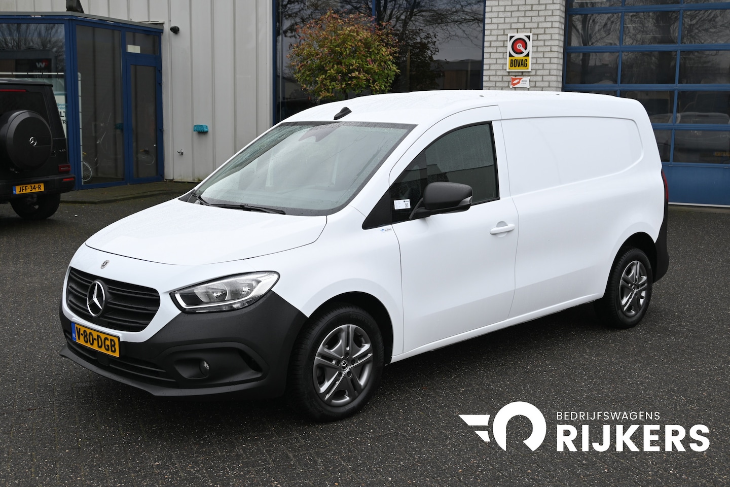 Mercedes-Benz Citan - 110 CDI L2 Pro 3 Zitplaatsen, MBUX met camera - AutoWereld.nl