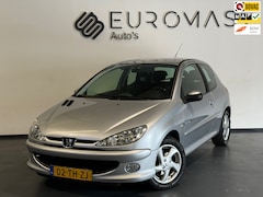 Peugeot 206 - 1.4-16V Quiksilver Airco Nap Elektrische Ramen Nieuwe Apk