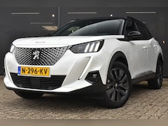 Peugeot e-2008 - EV GT Pack 50 kWh 3 Fase 88% SOH | Alcantara | Stoelverwarming | Sfeerverlichting | 18"LMV