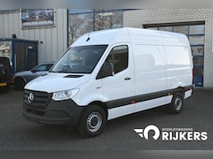 Mercedes-Benz eSprinter - 314 L2H2 Pro 56kWh Snel laden, Trekhaak, Etc