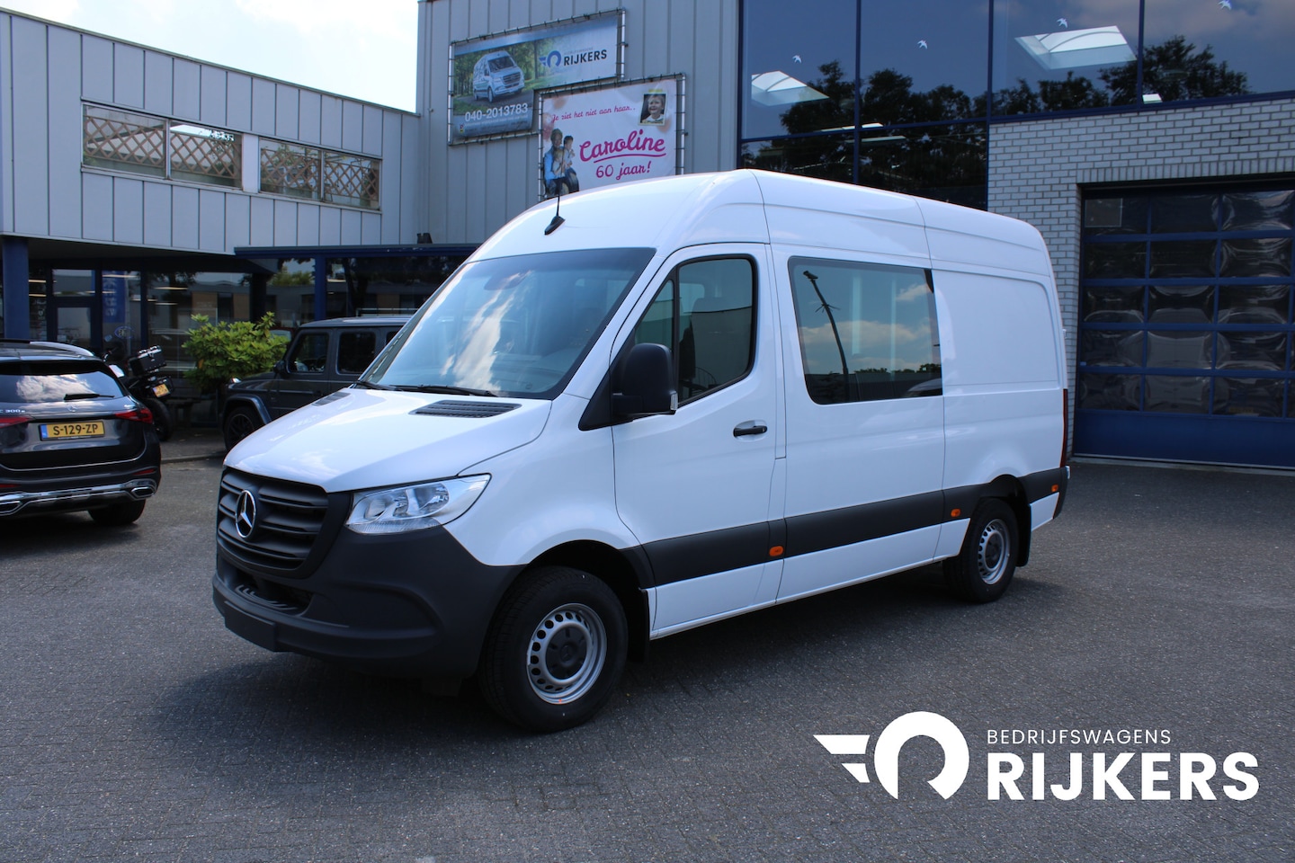 Mercedes-Benz Sprinter - 317 CDI L2H2 DC 3500 kg trekhaak, MBUX met camera, Geveerde stoel - AutoWereld.nl