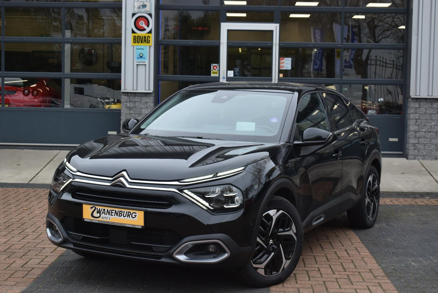 Citroën C4 - 1.2 Puretech Feel Max Pack Navi Airco Camera Km 23.500!! - AutoWereld.nl